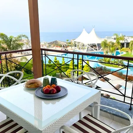 Apartamento Luxurious Seafront Penthouse *